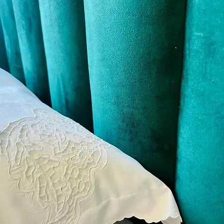 Kristian Μπεράτ